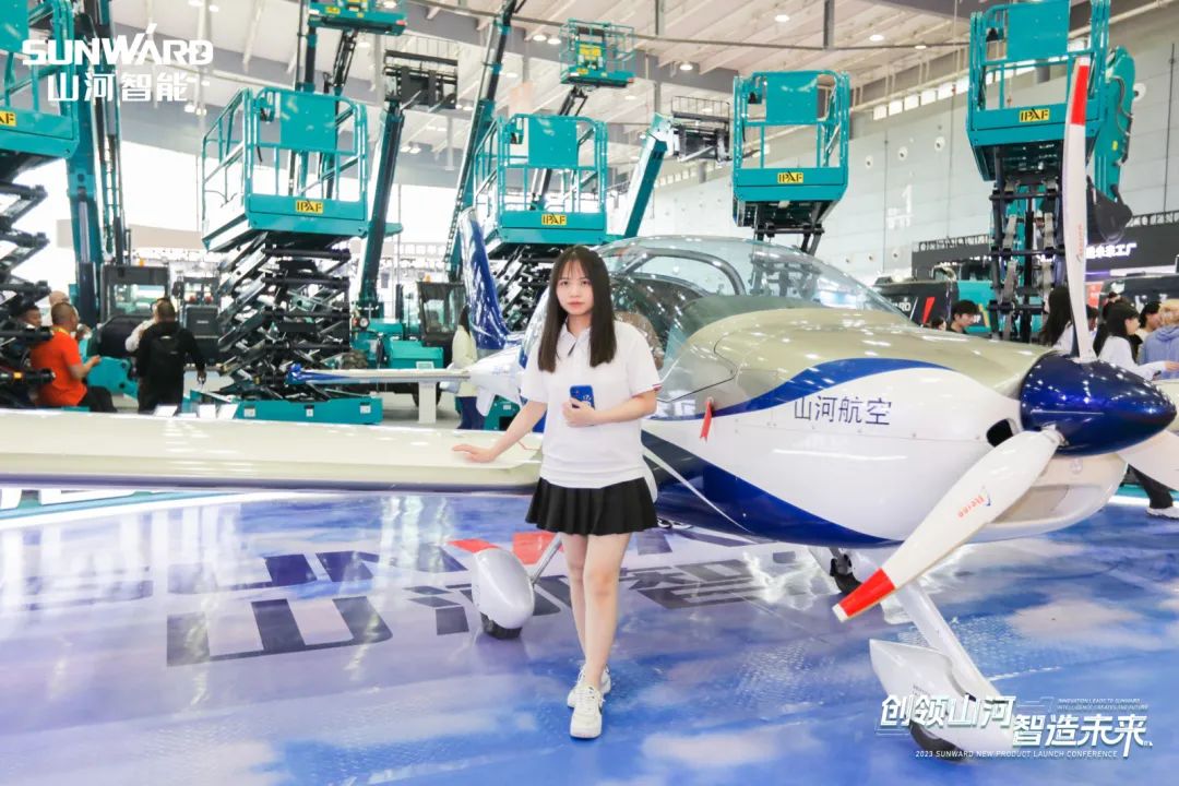 闪灼2023 CICEE！看优德88智能“明星产品”有多“炫”