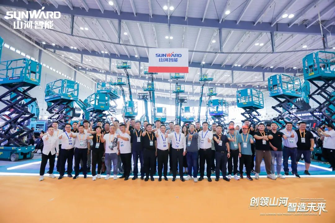 聚焦电动化、智能化！优德88智能全系列高空机械产品亮相长沙展