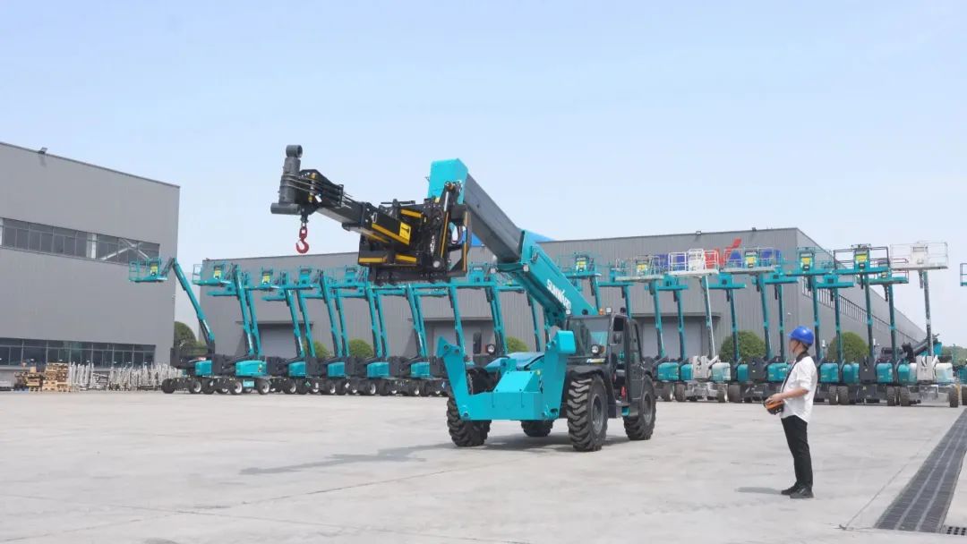 独家定制！优德88智能油缸替换机械人顺遂下线