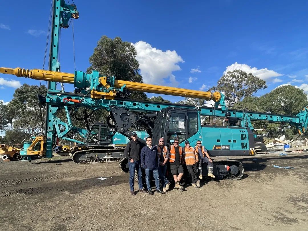 劳动庆幸，，，，，创立伟大！纪录那些通俗且伟大的劳动瞬间