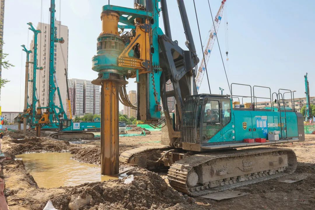 闪灼首都！优德88智能旋挖钻机集群助力民生工程