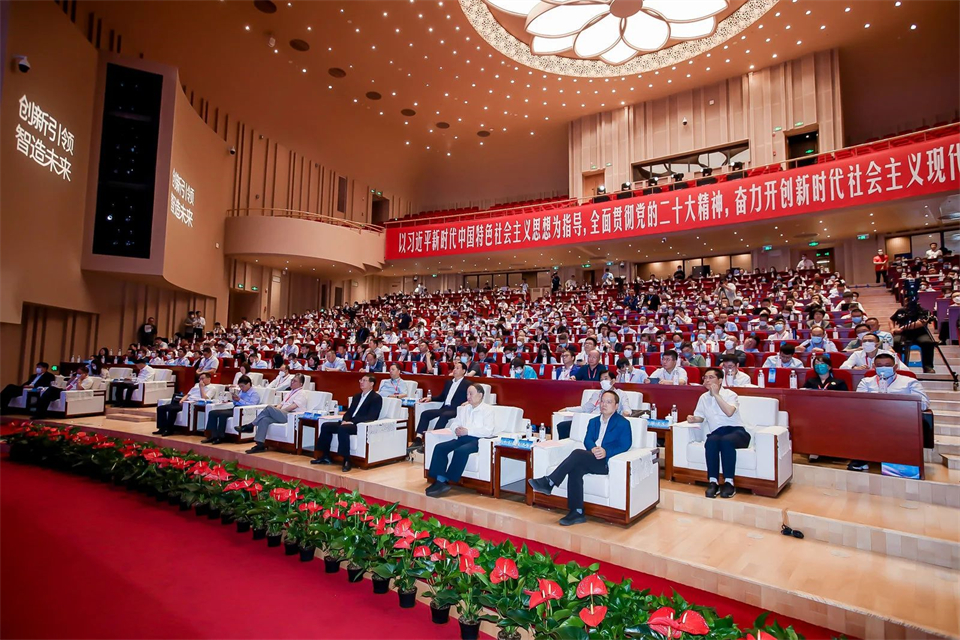 两项单冠，，，，，行业唯一！优德88智能两款桩工产品同获制造业单项冠军