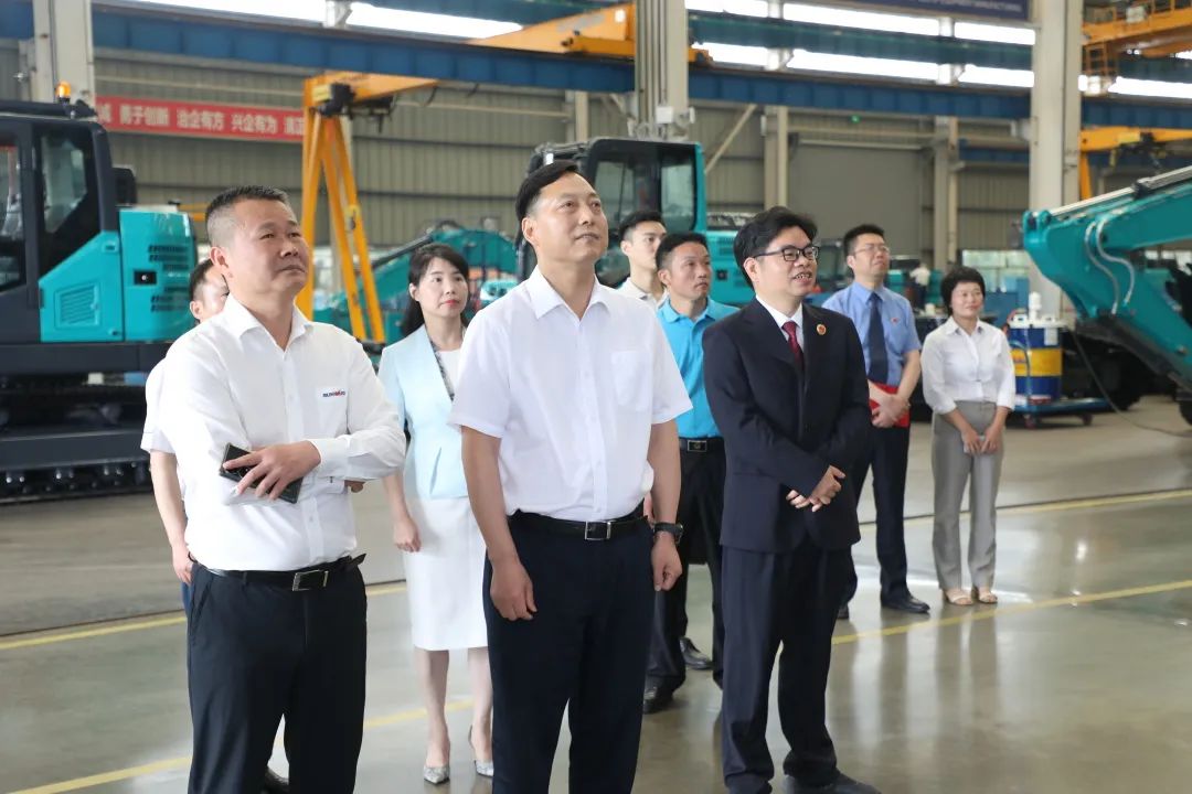 长沙市人民审查院党组书记、审查长余湘文调研优德88智能