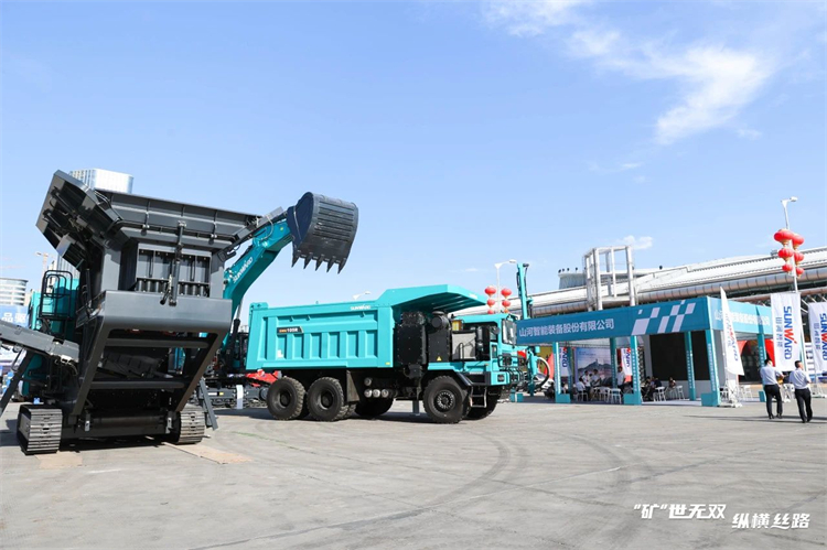 “矿”世无双，，，，，纵横丝路！优德88智能亮相第十三届新疆国际矿业与装备博览会