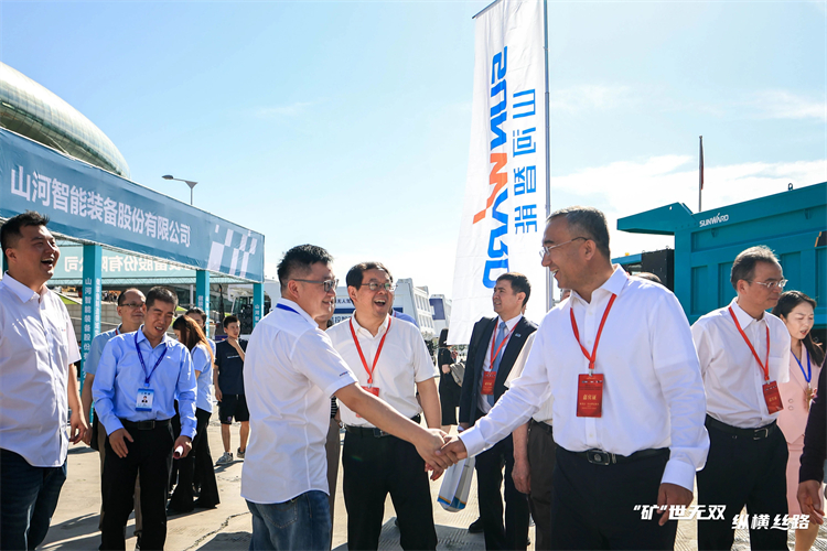 “矿”世无双，，，，，纵横丝路！优德88智能亮相第十三届新疆国际矿业与装备博览会