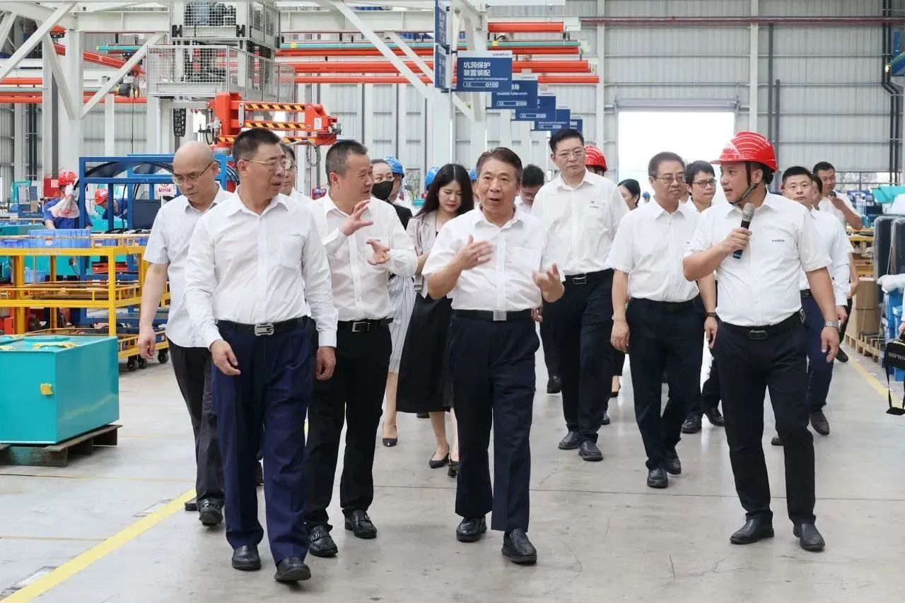 两门第界500强企业董事长同访优德88智能