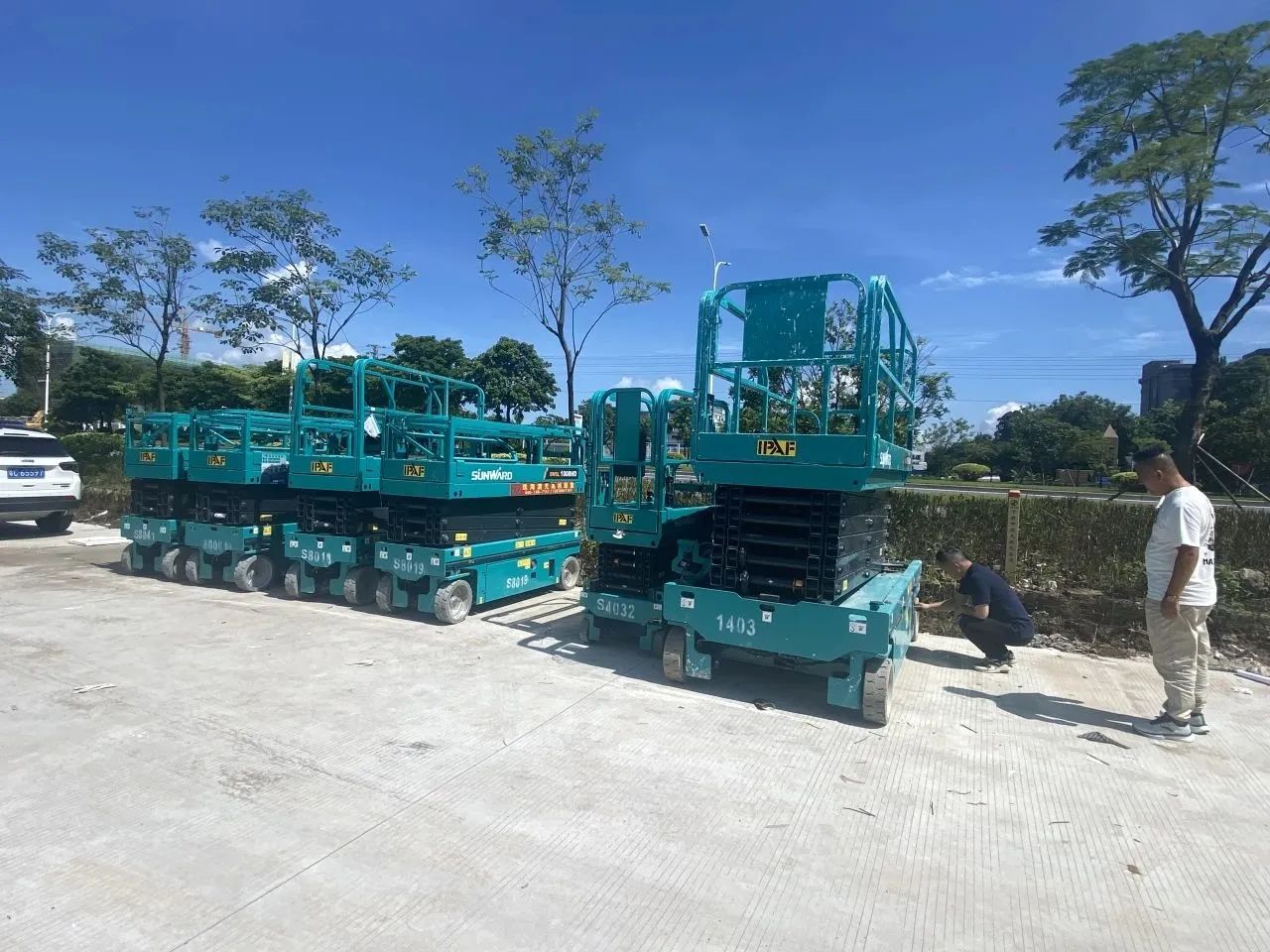 品质优德88，，专心折务！优德88智能高空机械服务万里行走进华南