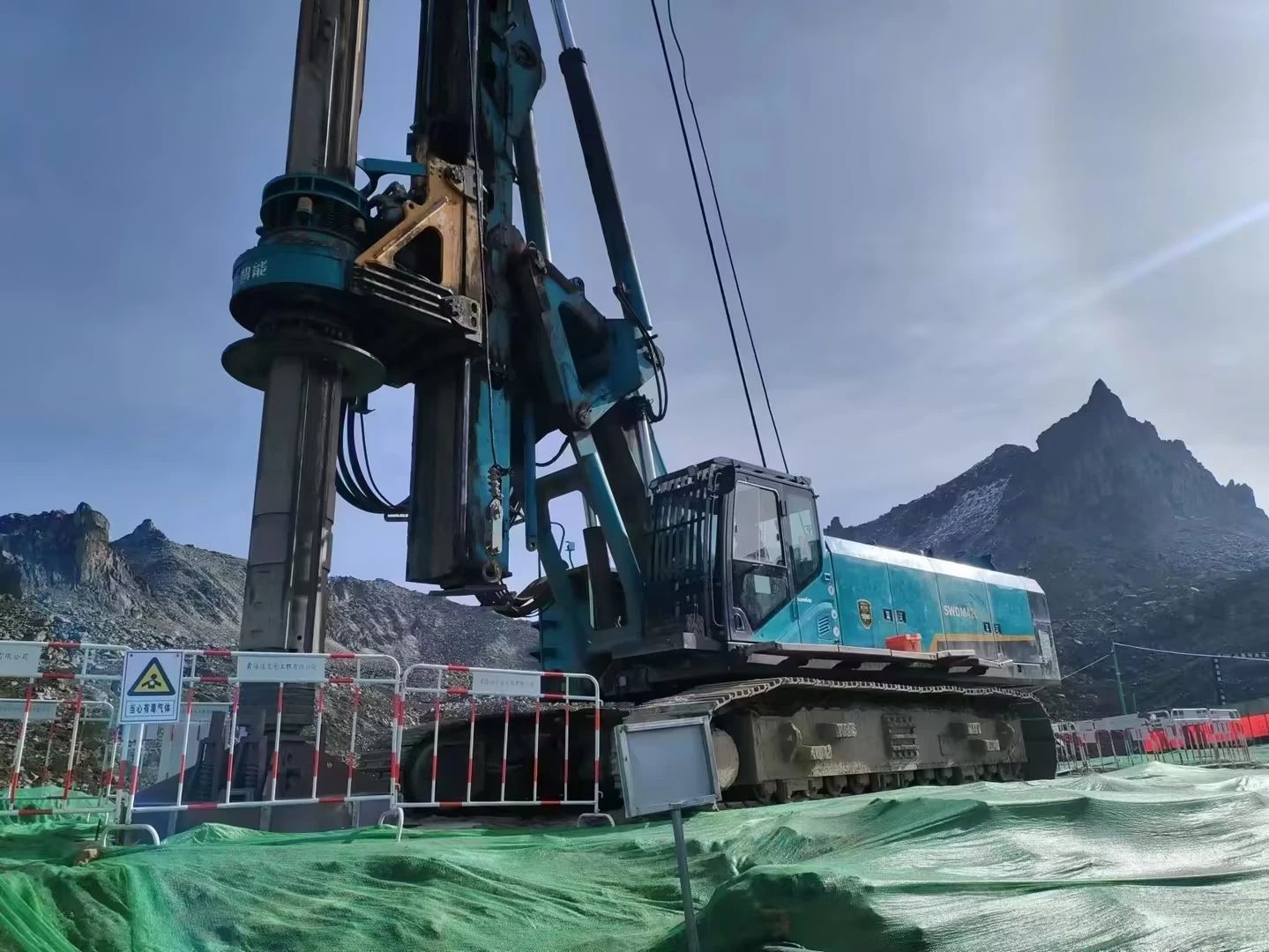 助力天下最高海拔特高压直流输电工程，，，，优德88智能旋挖钻机展现硬核实力