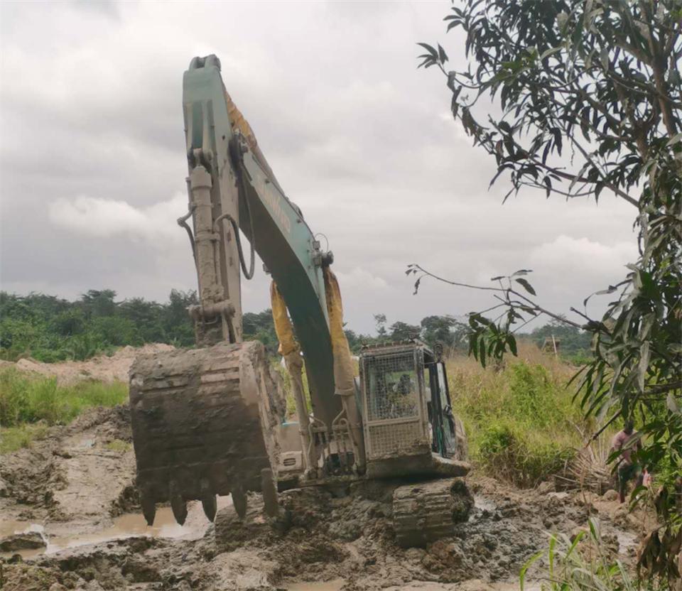 品质优德88，，，，，专心折务！优德88智能服务万里行活动走进非洲加纳