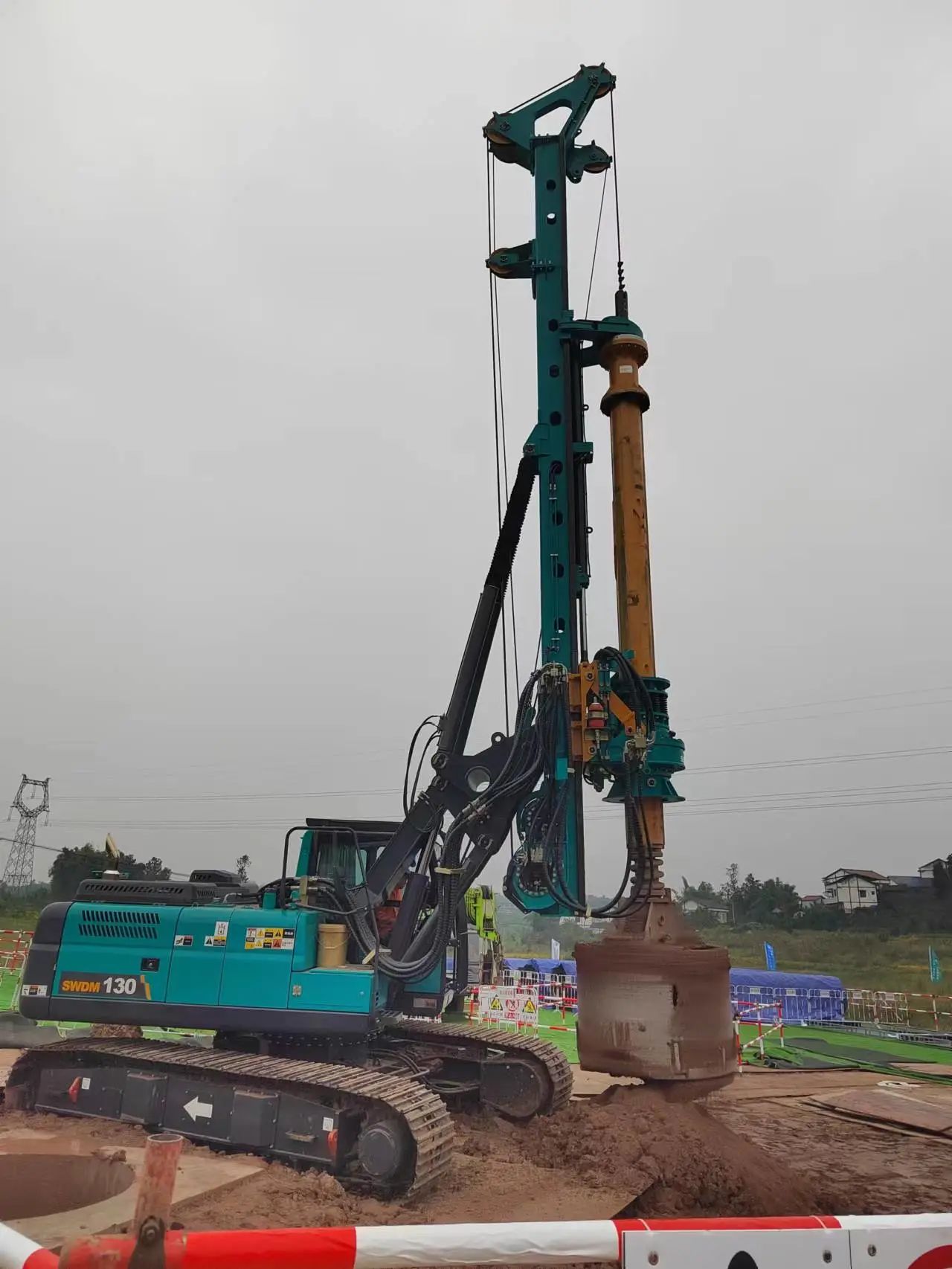 “强将”出击！优德88智能旋挖钻机助力哈密送重庆特高压工程