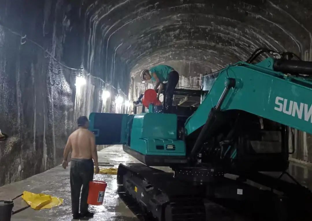 优德88智能售后服务：全力以赴，，，，，赋予机械生命与活力