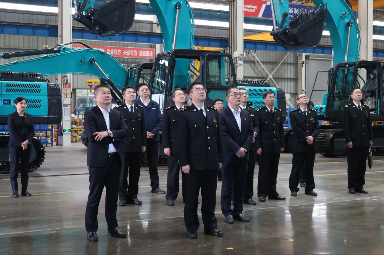 长沙海关党委书记、关长沈大为调研优德88智能