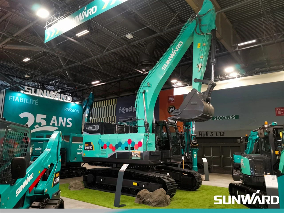 优德88智能携立异效果亮相2024年法国巴黎工程机械展