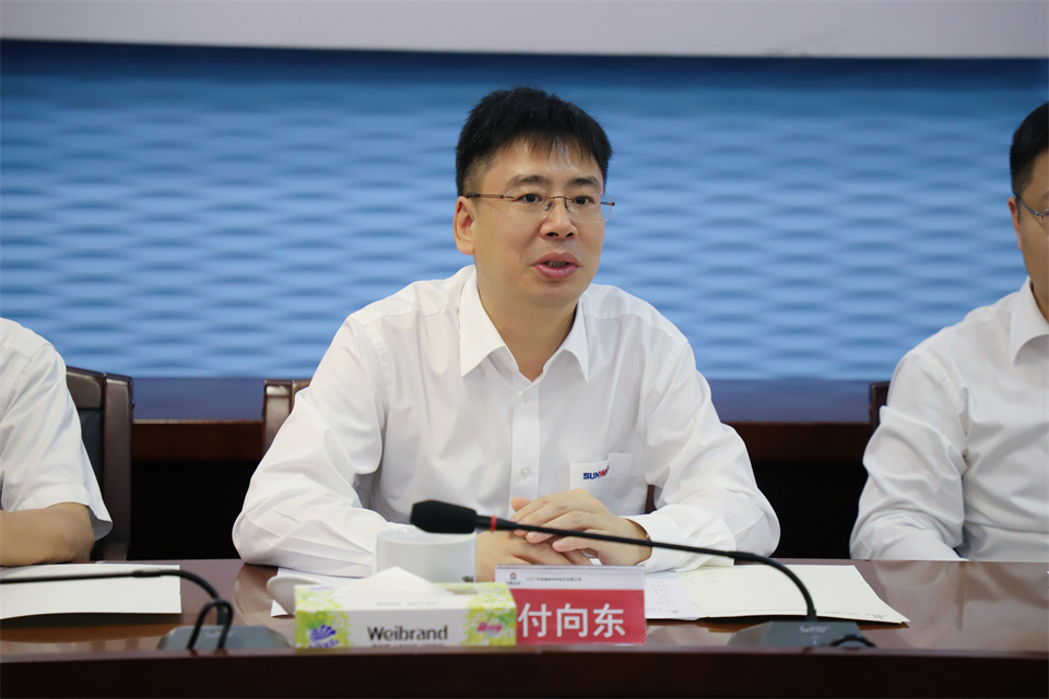 “双向奔赴 相助共赢”优德88智能与中钨高新签署战略相助协议