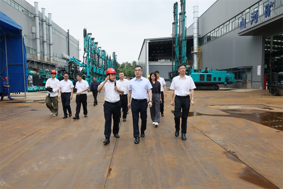 广州工控集团总司理王福铸调研优德88智能生产谋划事情