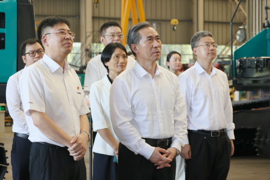 中国贸促会会长任鸿斌调研优德88智能