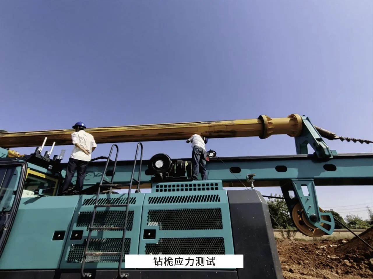 无惧“烤”验，，，优德88试验人在行动