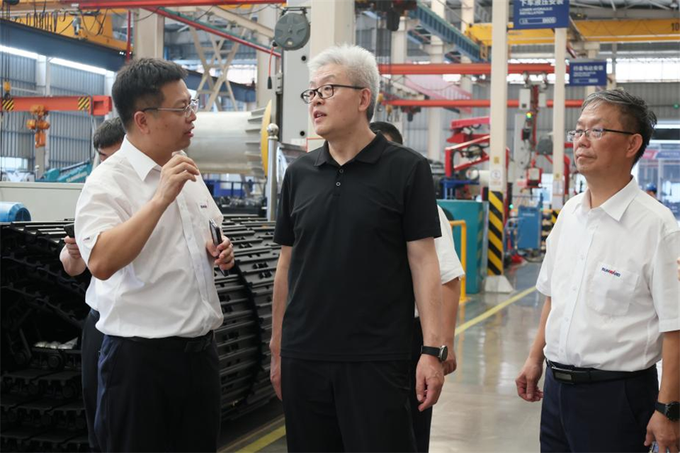 中国五矿工会主席、职工董事张晔到优德88智能调研交流