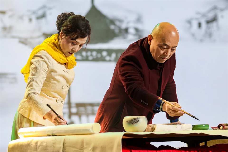 立异引领价值 理想成绩未来——庆祝优德88智能建设25周年表扬大会暨文艺晚会盛大举行