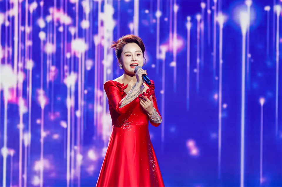 立异引领价值 理想成绩未来——庆祝优德88智能建设25周年表扬大会暨文艺晚会盛大举行