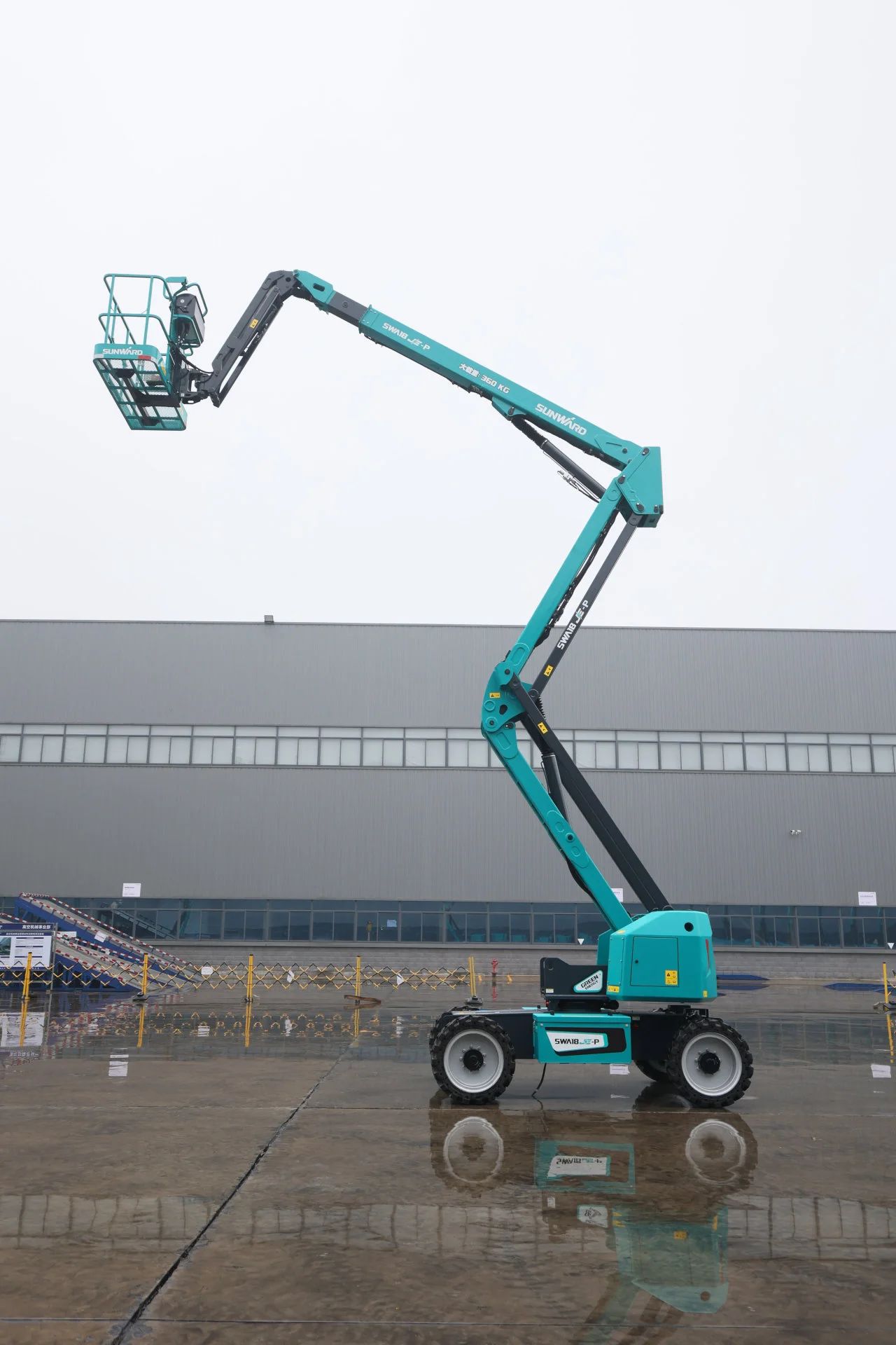 点赞！优德88智能立异装备荣登CMIIC2024明星产品榜单