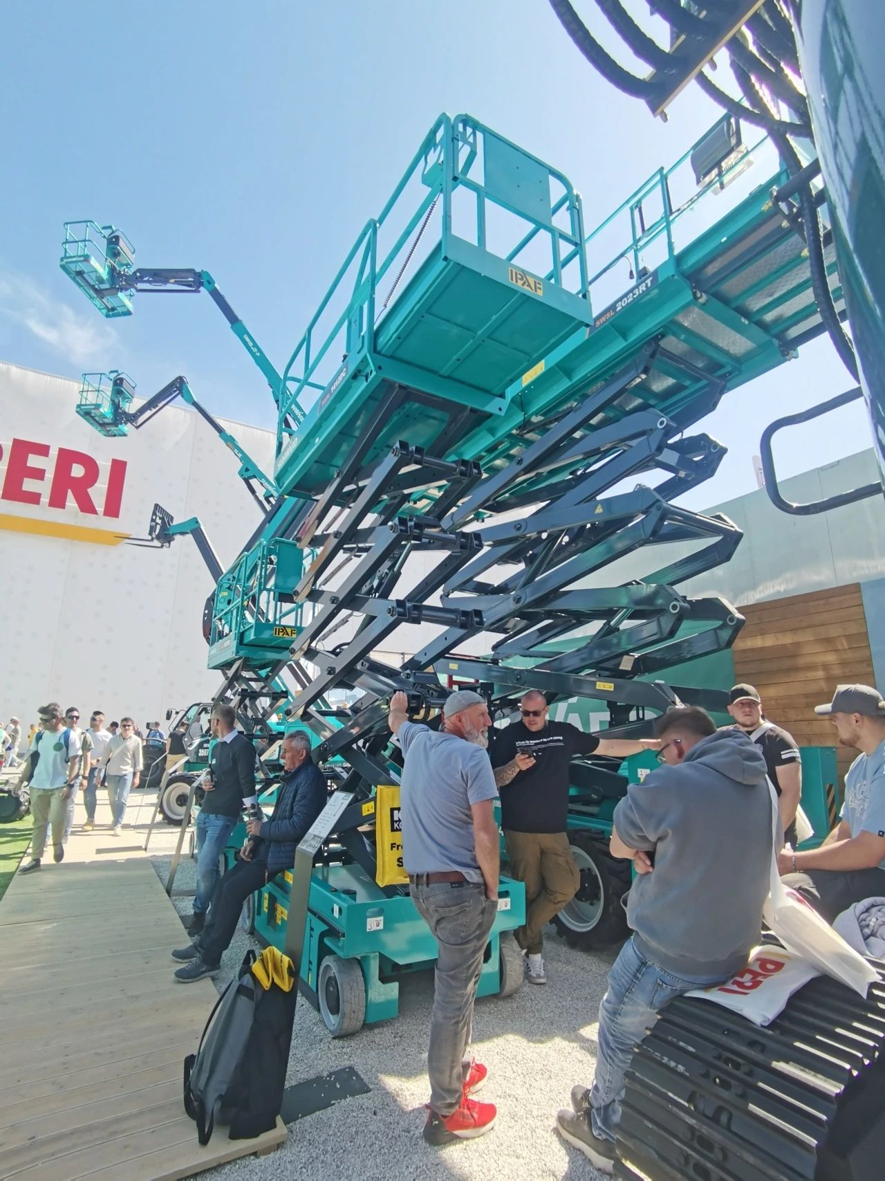 优德88智能高空机械闪灼Bauma 2025！ 新能源手艺与立异产品获全球瞩目