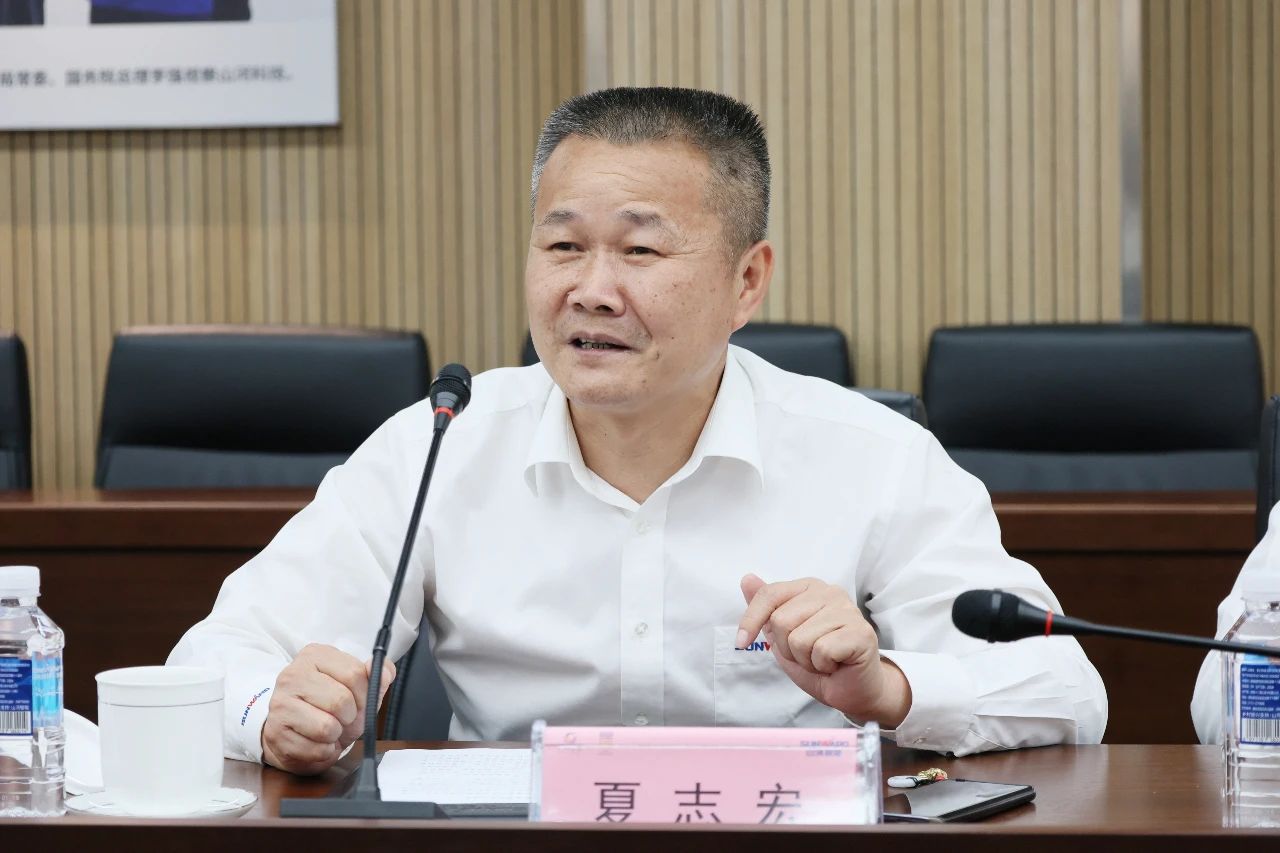 天能控股集团党委书记、董事长张天任率队到访优德88智能