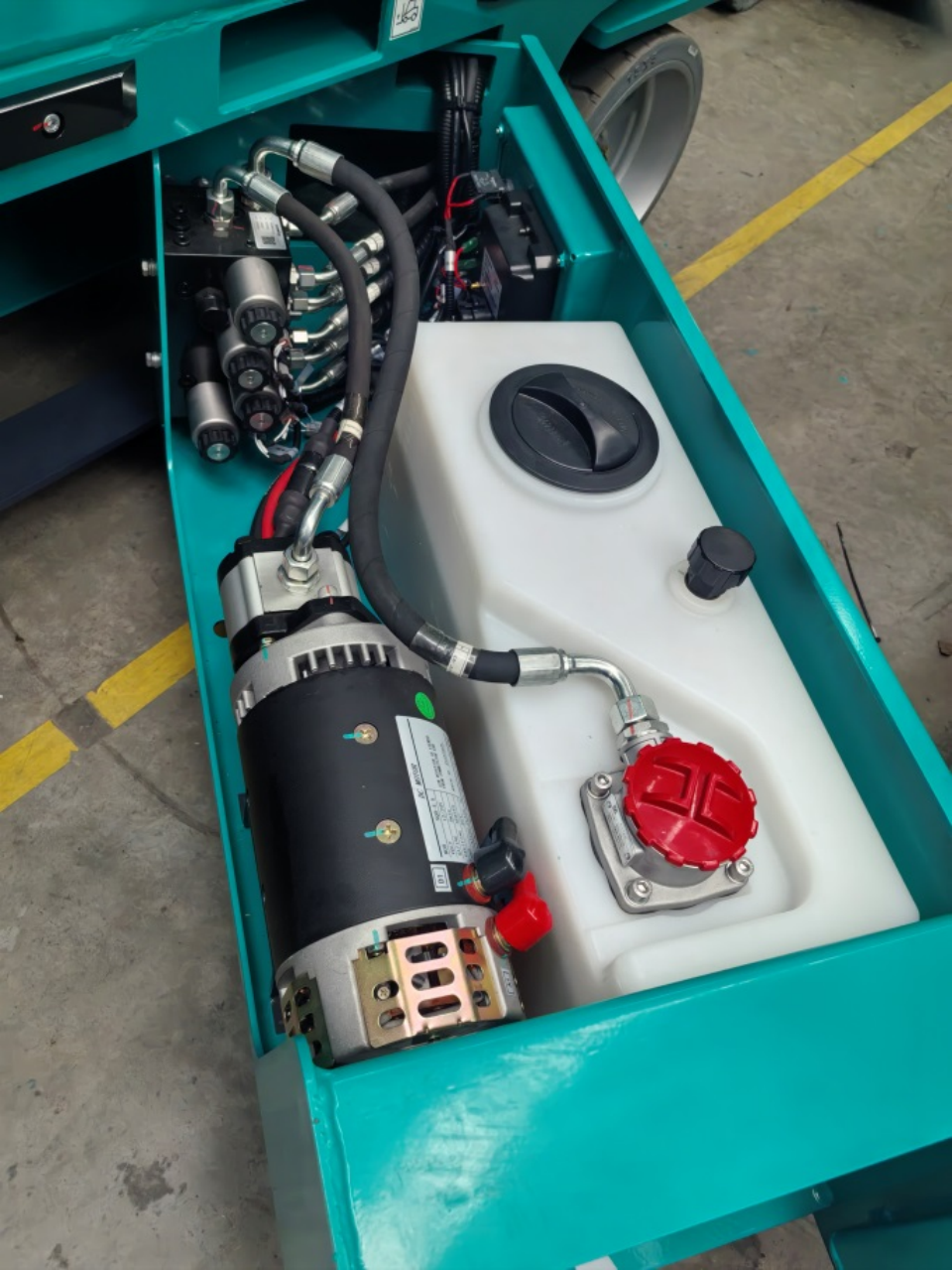 优德88智能电动液驱剪叉系列产品周全升级，，，，，为客户创立更大价值