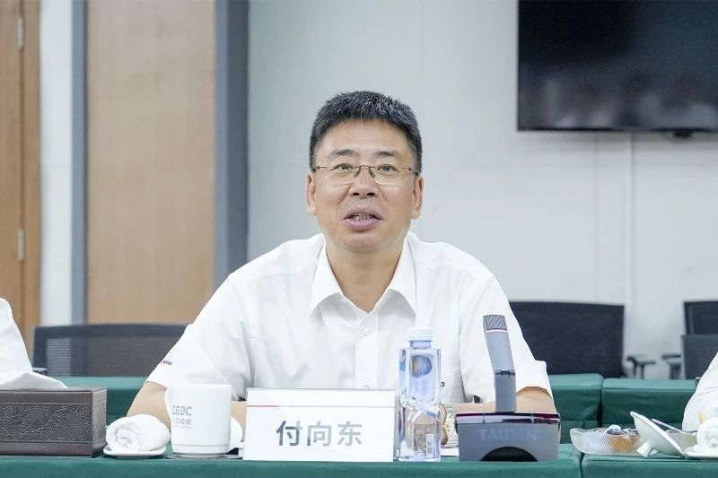 优德88智能与易普力公司深化战略相助，，，，，，共筑混装装备手艺转化新标杆