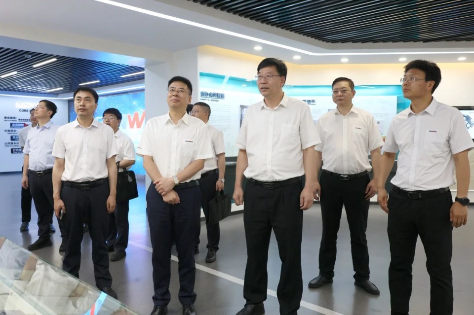 中国工程院院士、中南林业科技大学党委书记吴义强一行到优德88智能开展访企拓岗活动