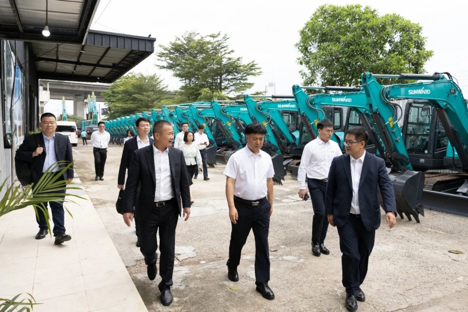 广州工控集团党委书记、董事长景广军率队考察优德88智能印尼子公司