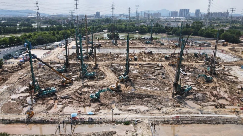 近20台“优德88绿”装备实力集结，，助力广佛西环工程建设跑出“加速率”