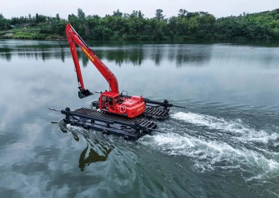 硬核破解“最后一公里”难题，，，优德88智能应抢救援装备助力“应急使命·2025”演习！