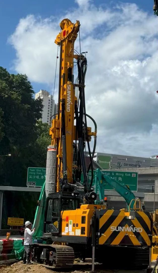 硬核首秀！优德88智能SWDTH800大直径潜孔锤钻机进击香港市场