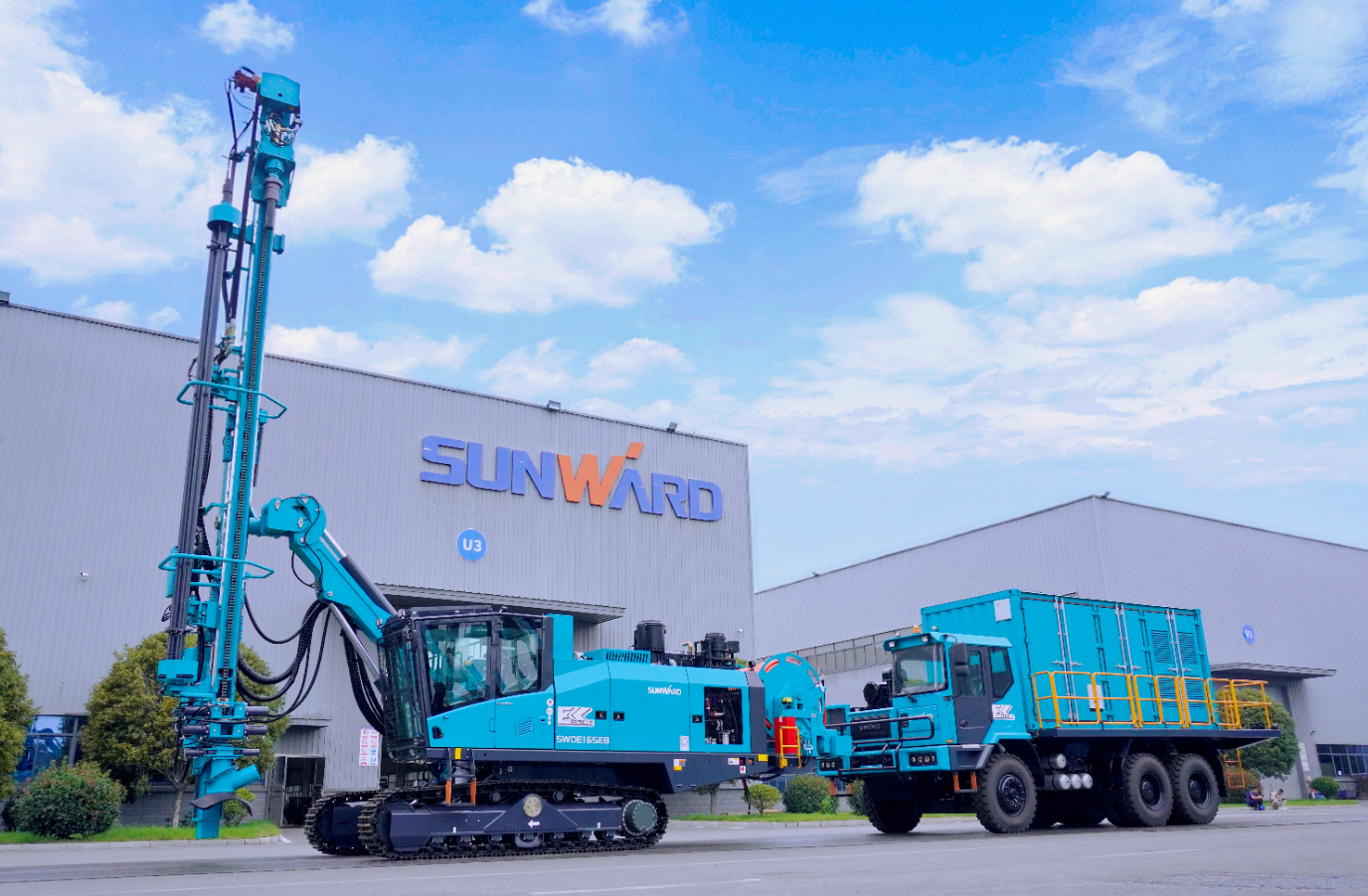 优德88智能SWDE165EB电动潜孔钻机重磅下线，，，，，，开启绿色钻爆新时代