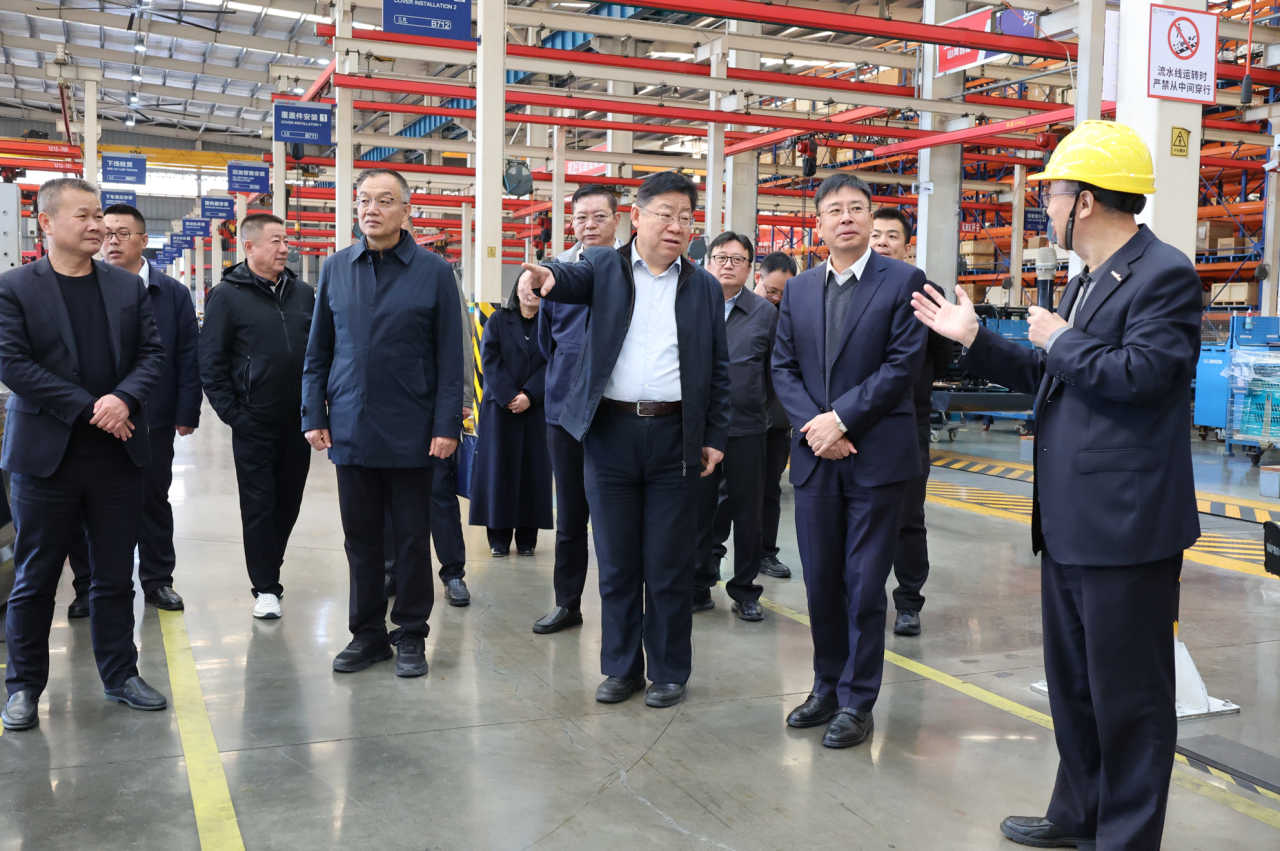 新矿投资集团党委书记、董事长王漠到访优德88智能